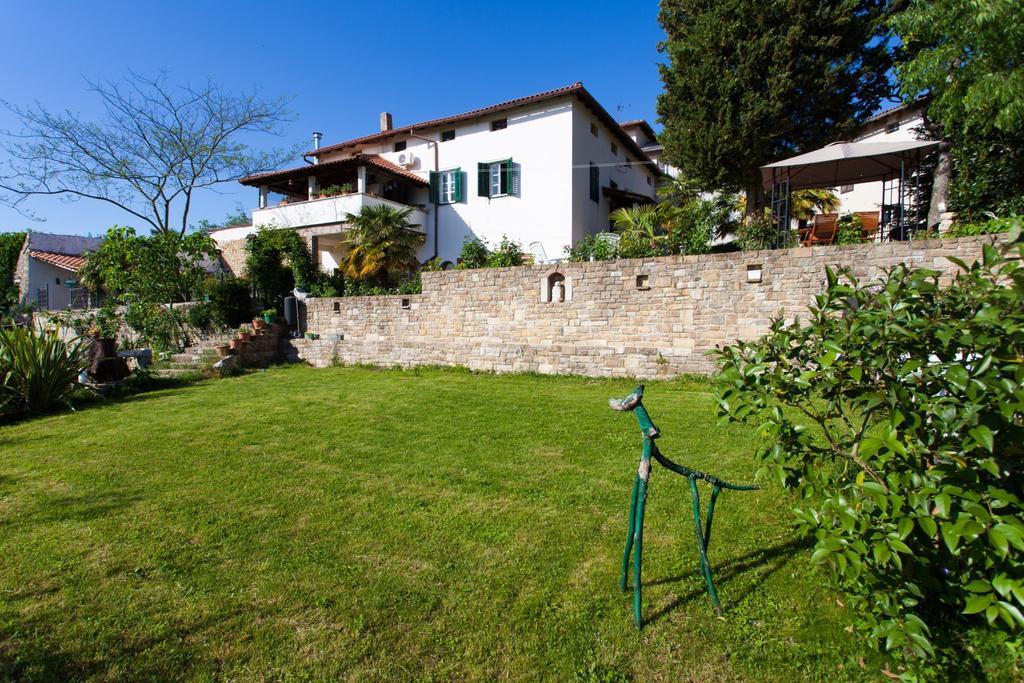Apartments Garden Motovun Δωμάτιο φωτογραφία