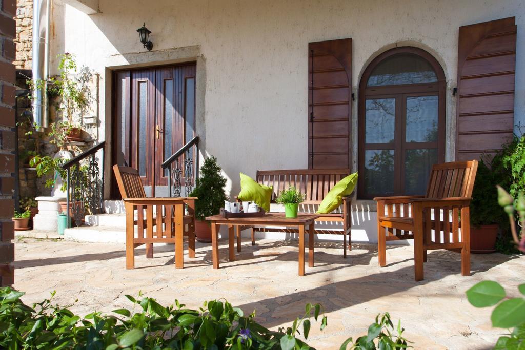 Apartments Garden Motovun Δωμάτιο φωτογραφία